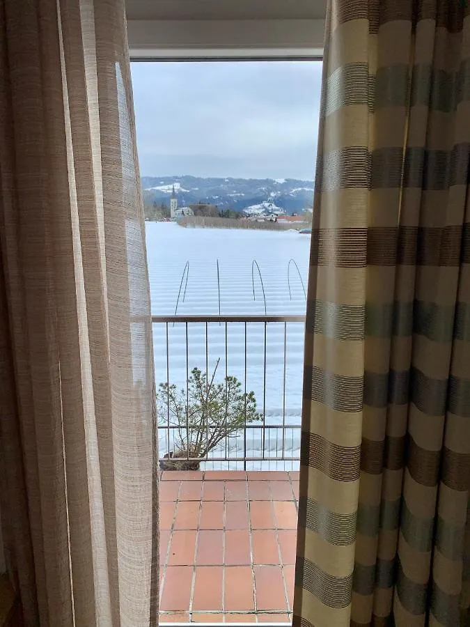 Hotel Reutiner Hof Lindau  2*, Lindau (Bodensee)